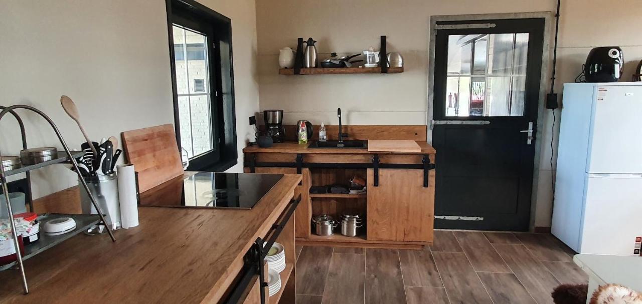 Luxe Gastenkamer Met Living En Keuken Bij Friezen Paarden Stal Pellendijk Westendorp 外观 照片